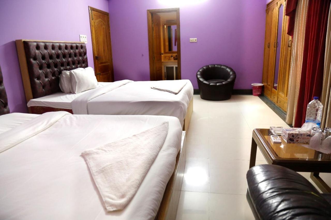 Hotel Blue Bird Дакка Номер фото